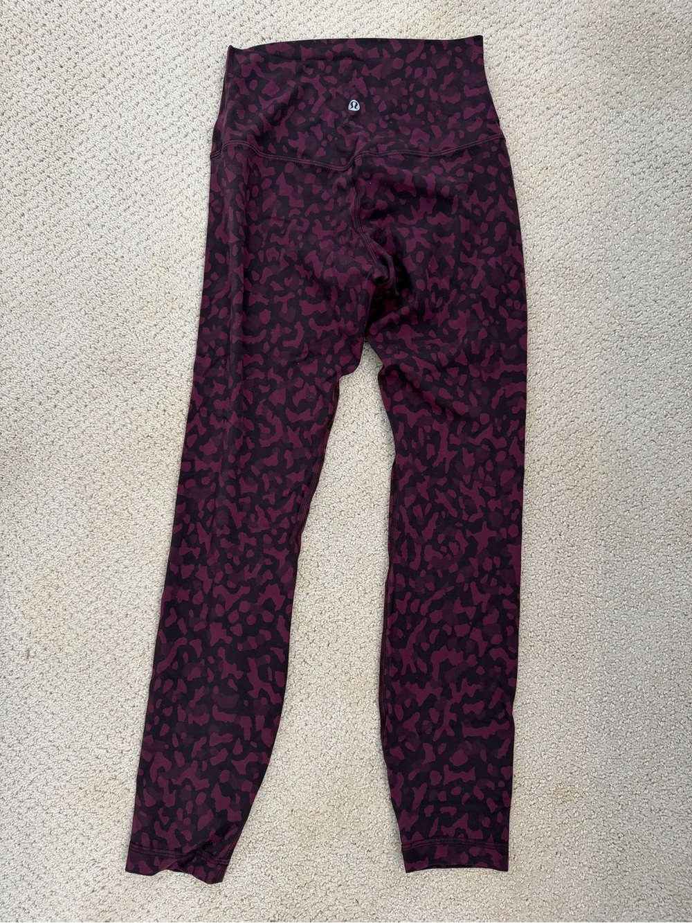 lululemon athletica Purple/Pink and Black Printed Leggings Align 7/8